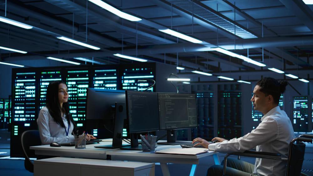 Securing IoT Device Communication in Modern Smart Infrastructure Projects